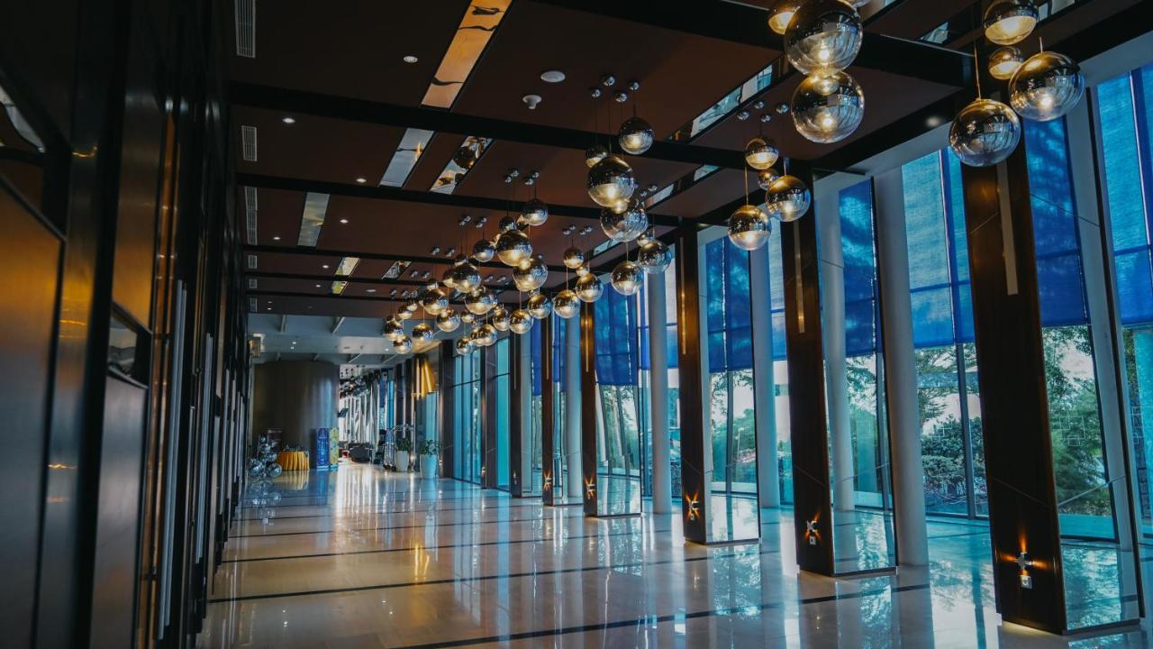 Banjarbaru Novotel Banjarmasin Airport מראה חיצוני תמונה