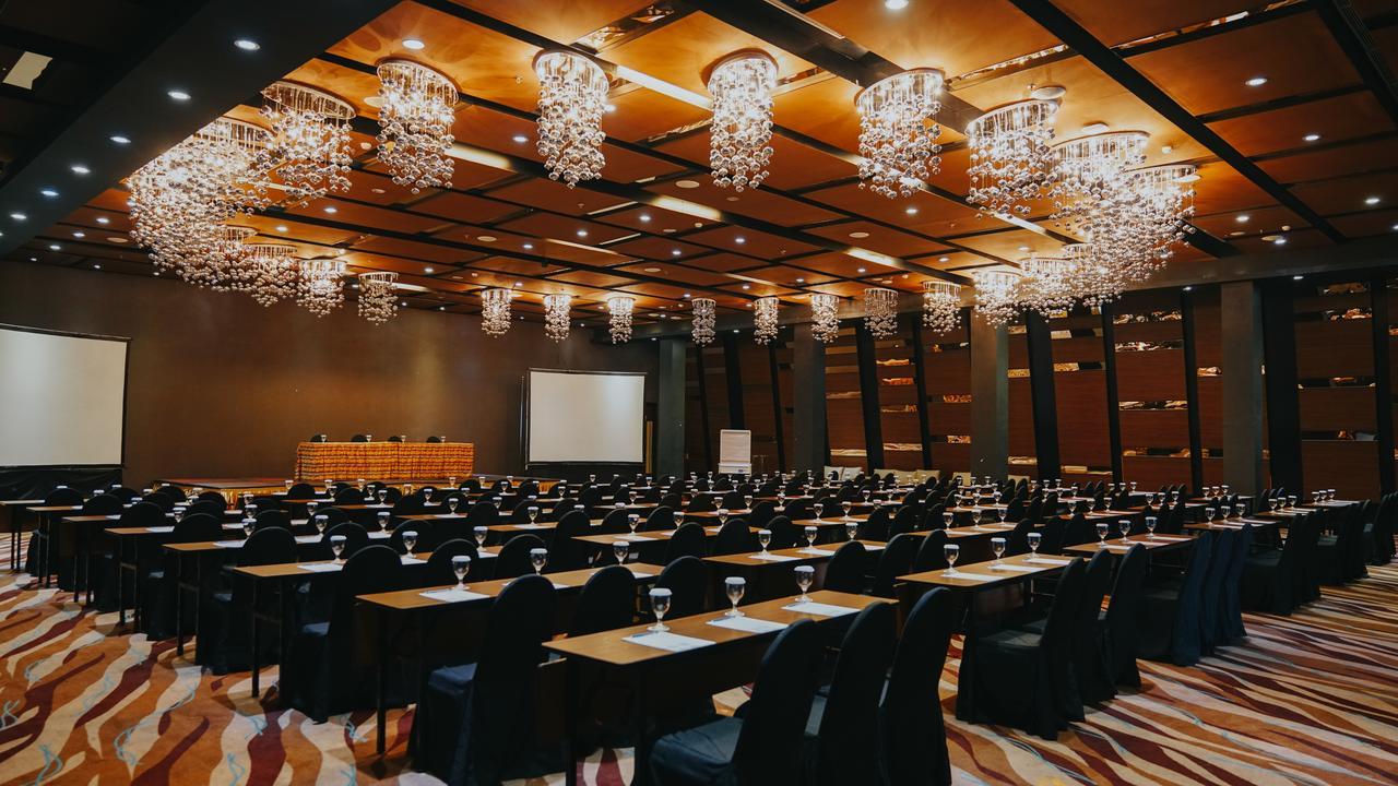 Banjarbaru Novotel Banjarmasin Airport מראה חיצוני תמונה